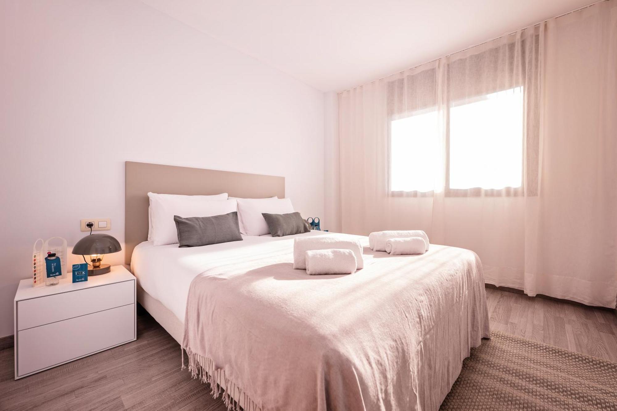 Sweett - Carrer Fira Apartment Барселона Стая снимка